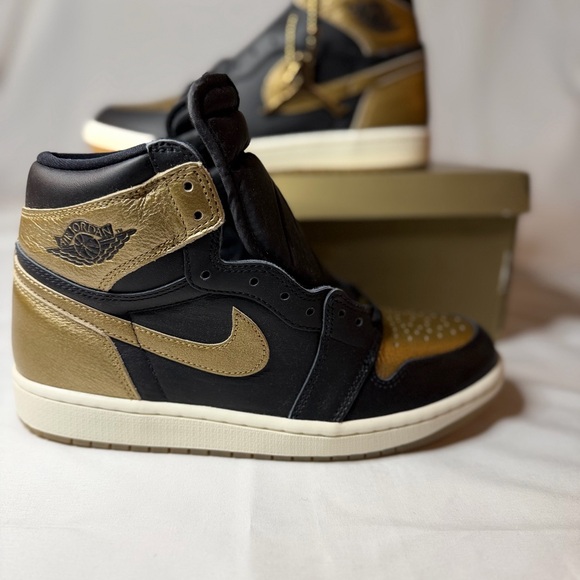 Air Jordan 1 Black and Gold High-Top